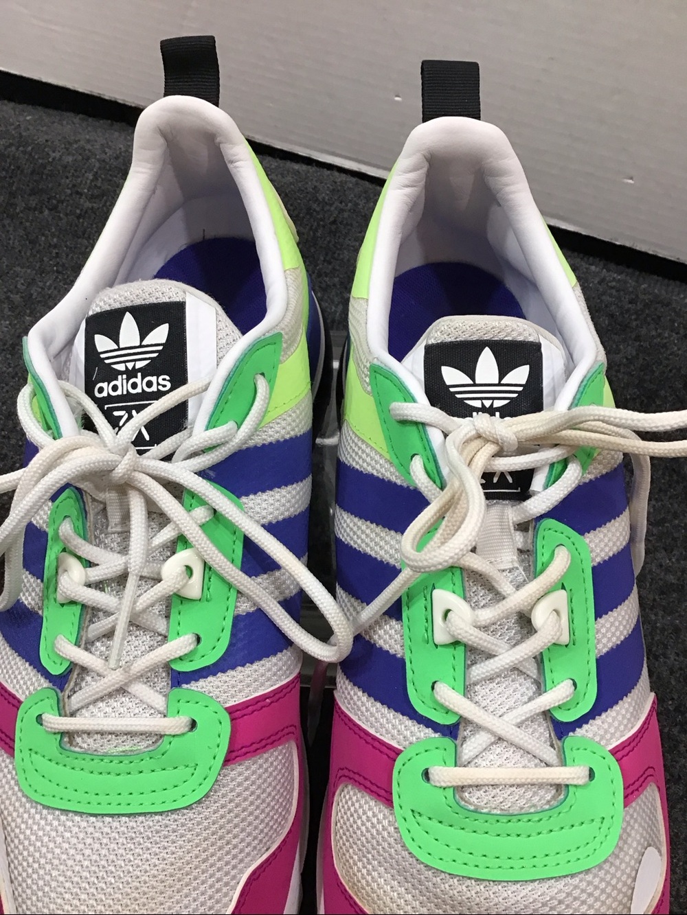Adidas men’s ZX700HD retro neon sneakers 11 GX3436 - Picture 3 of 11